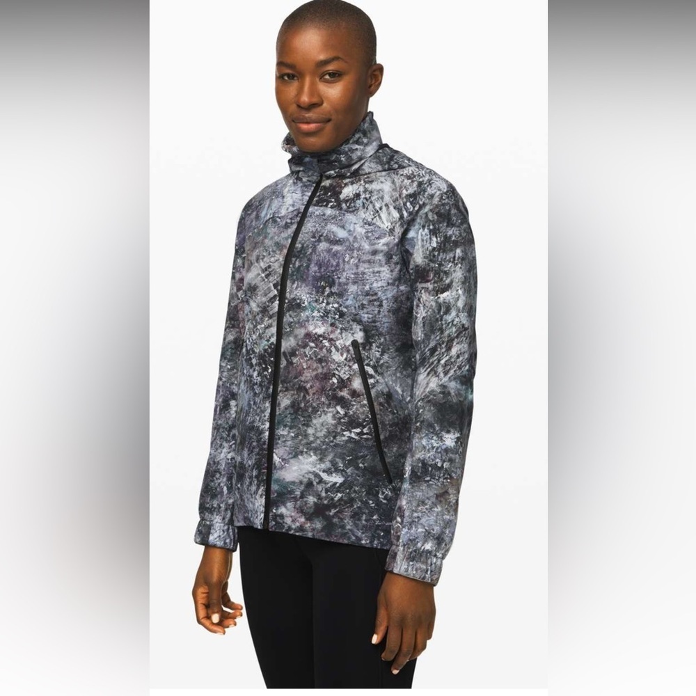 lululemon athletica Women's Rain Jacket in Marbled Gray and Black